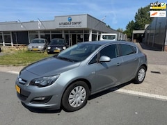 Opel Astra - 1.6 CDTi Design Edition. LAGE KM-STAND