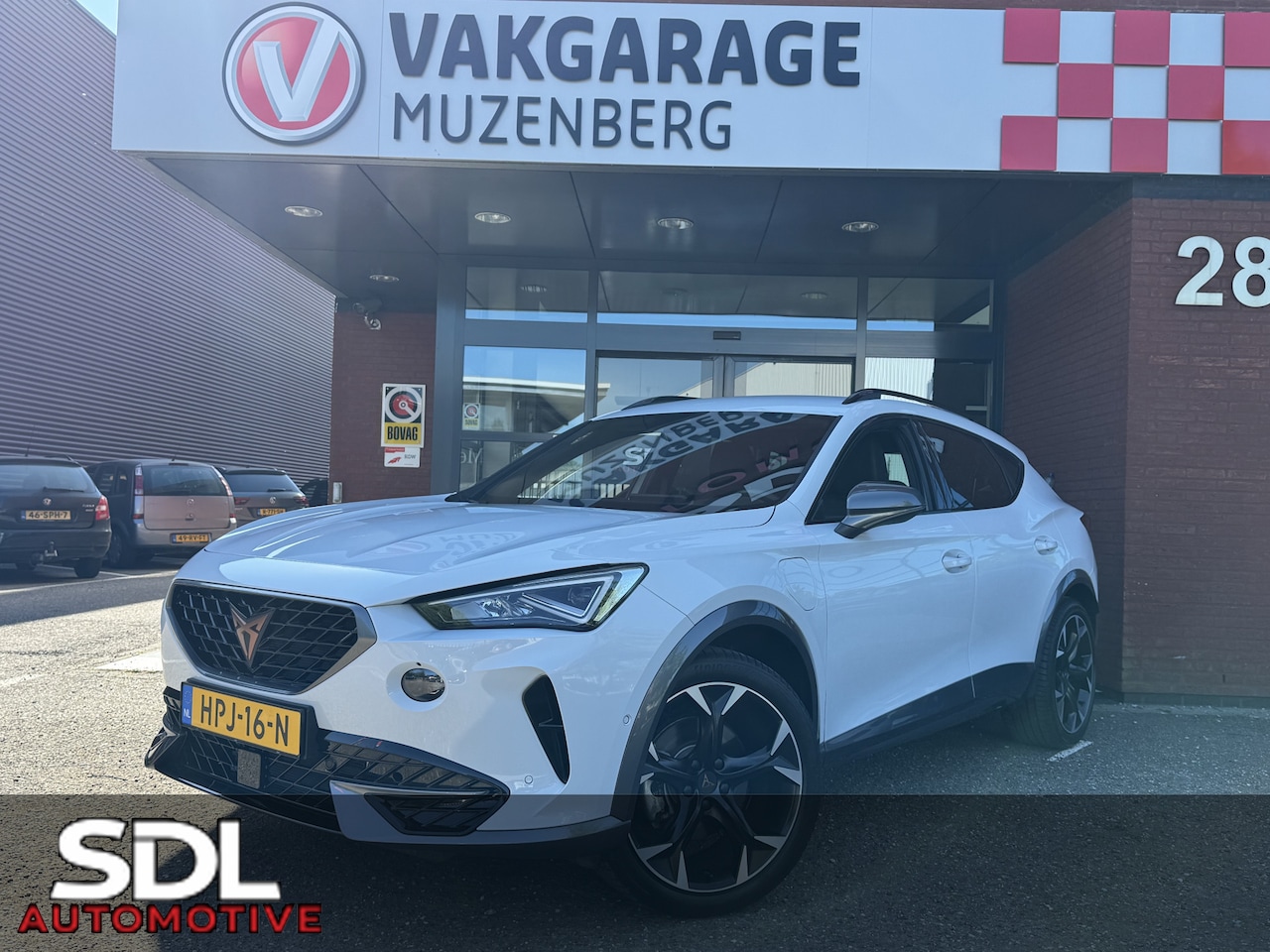 CUPRA Formentor - 1.4 e-Hybrid VZ Copper Edition // FULL LED // NAVI + CARPLAY // CAMERA // DIGITAL COCKPIT - AutoWereld.nl