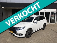 Mitsubishi Outlander - 2.0 PHEV Executive Edition / FIXED PRICE / NAVI / CAMERA / ALU VELGEN / NIEUW MODELJAAR
