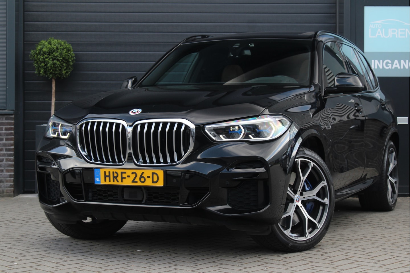 BMW X5 - xDrive45e M Sport | Pano | H&K | Trekhaak | HUD | High Executive - AutoWereld.nl