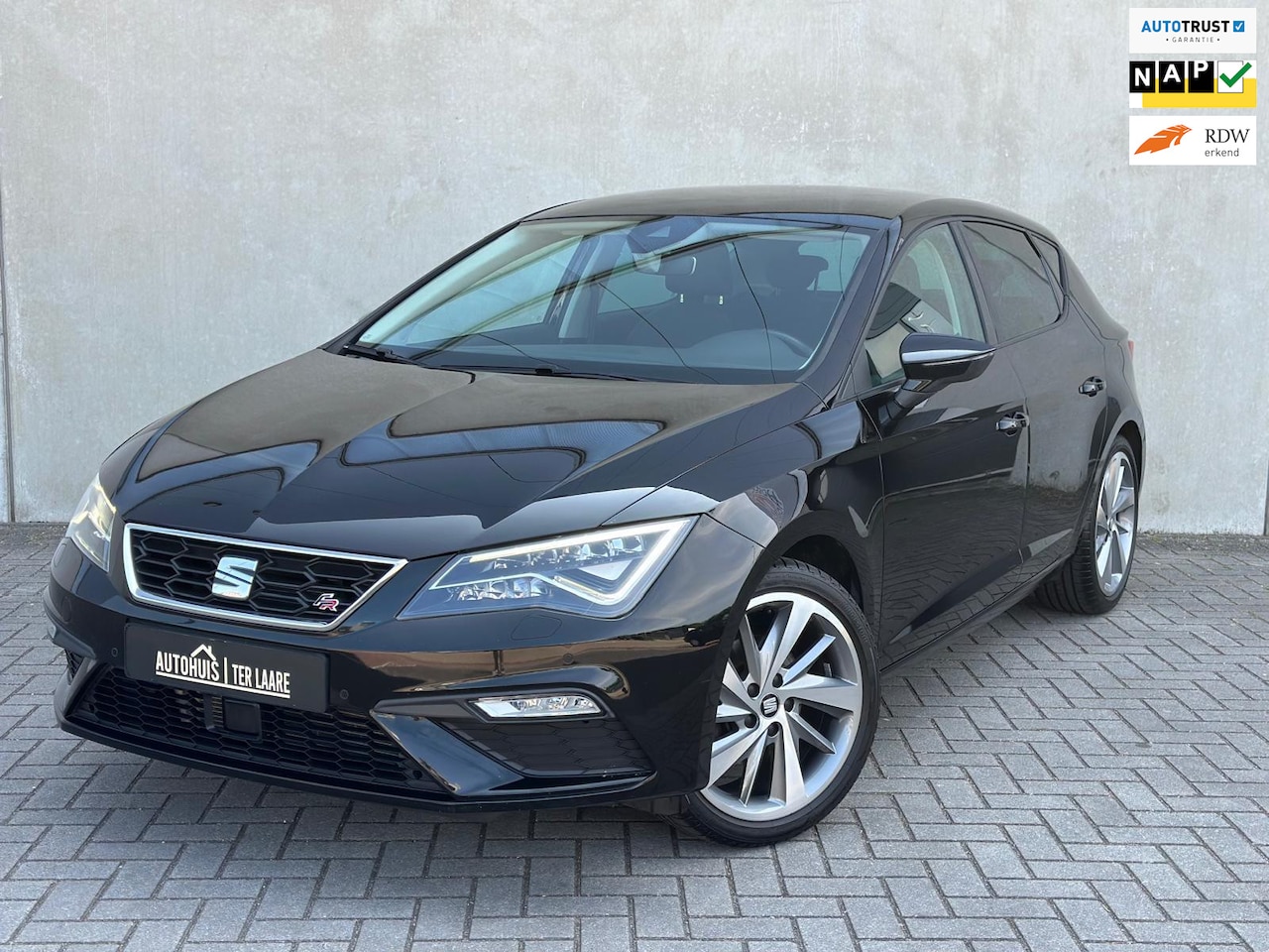 Seat Leon - FR 1.4 EcoTSI FR Carplay ACC 18'' LED Stoelverwarming - AutoWereld.nl