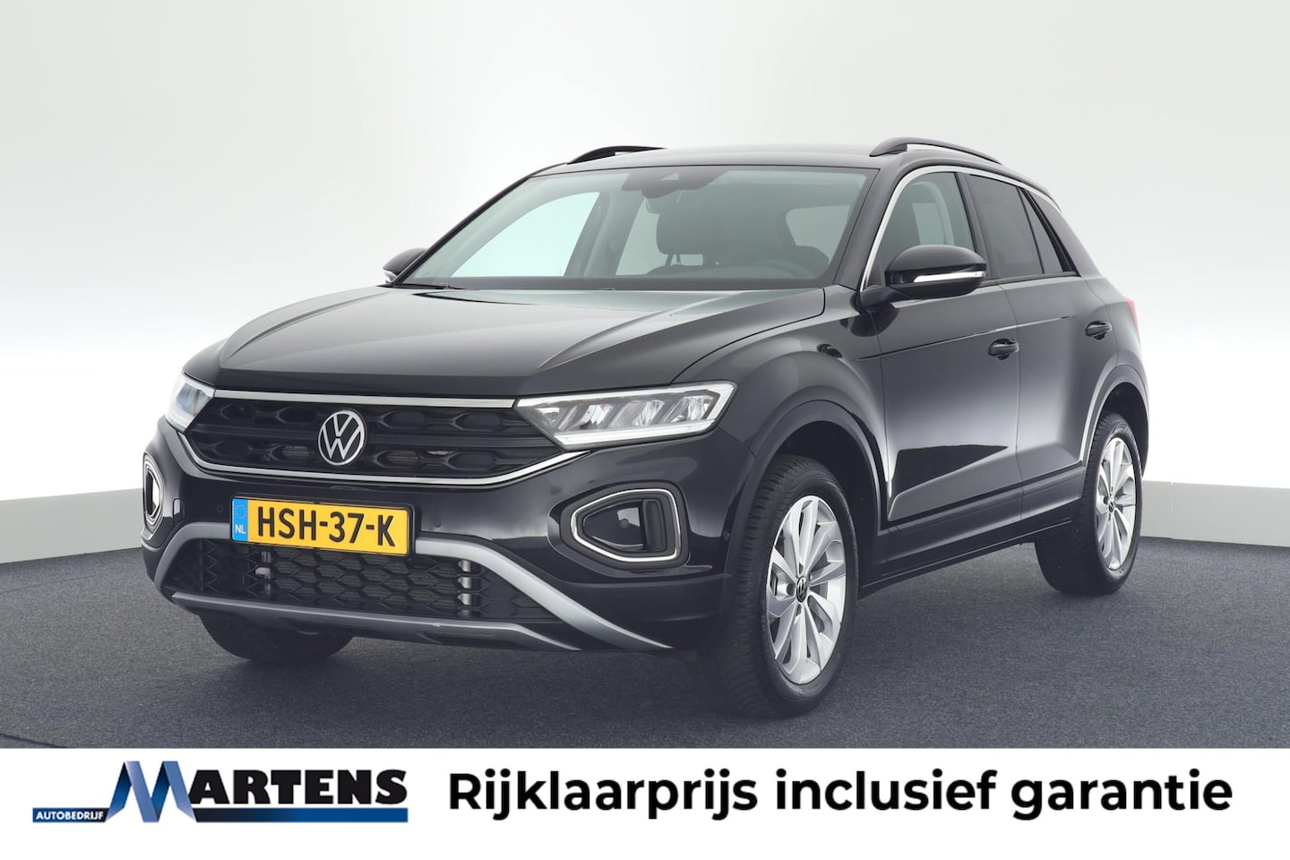 Volkswagen T-Roc - 1.5 TSI 150pk DSG Life Edition Camera Navigatie ACC Carplay Keyless Led - AutoWereld.nl