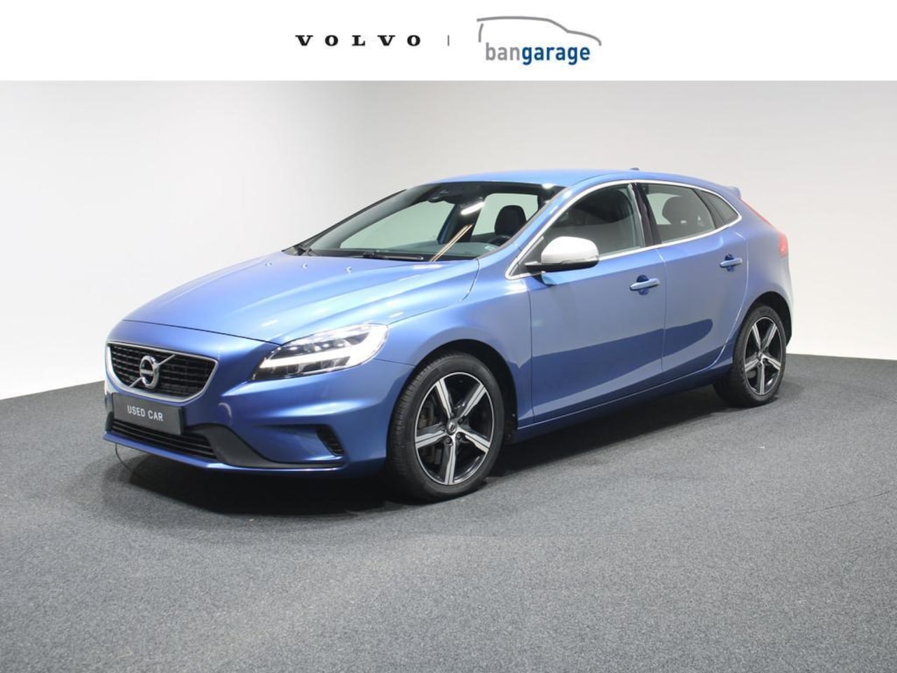 Volvo V40 - 2.0 T4 R-Design | Navigatie | Stoelverwarming | Sensus Audio | Climate control - AutoWereld.nl