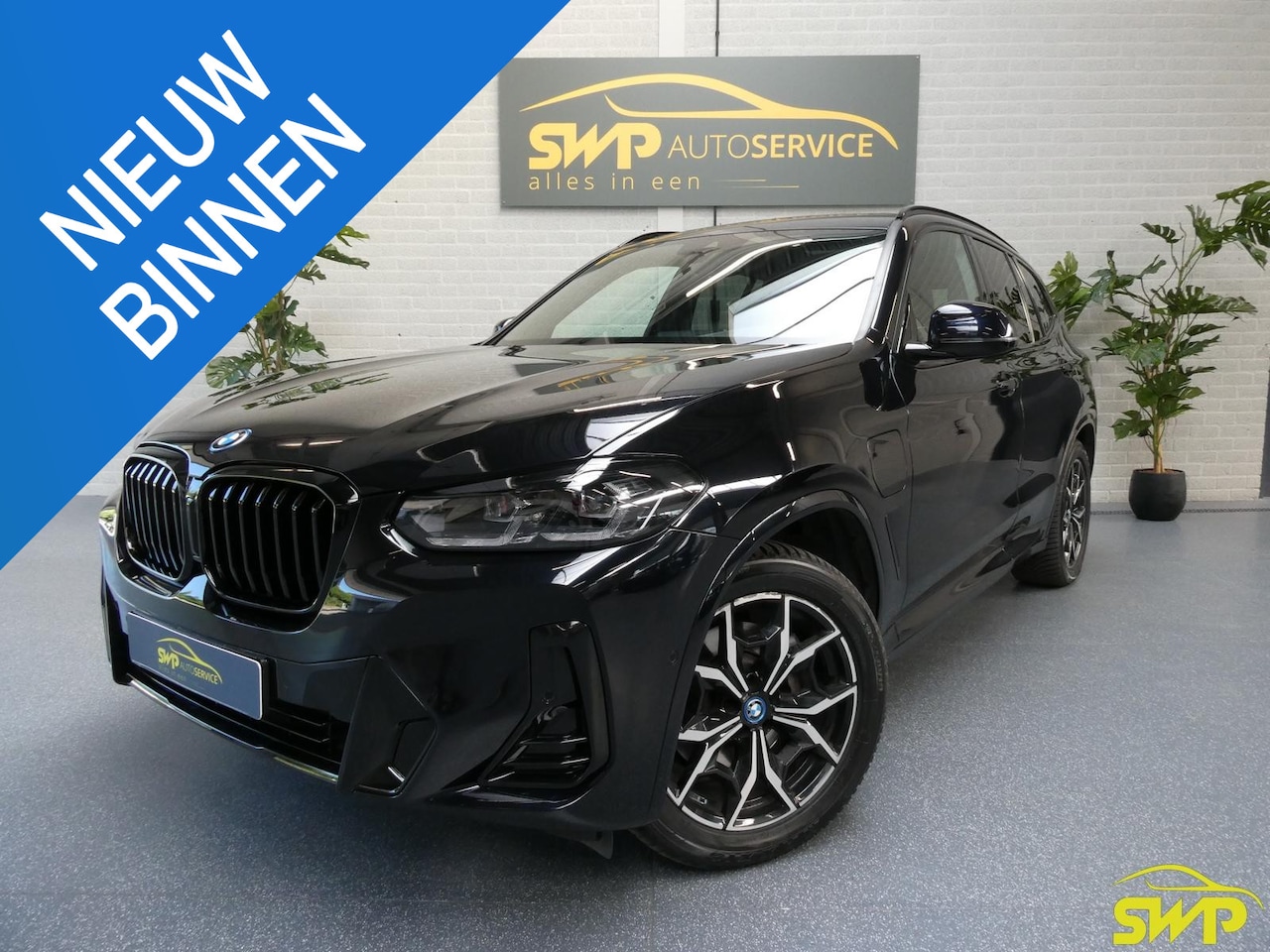 BMW X3 - xDrive30e | M-sport | Pano | Cam | Navi - AutoWereld.nl