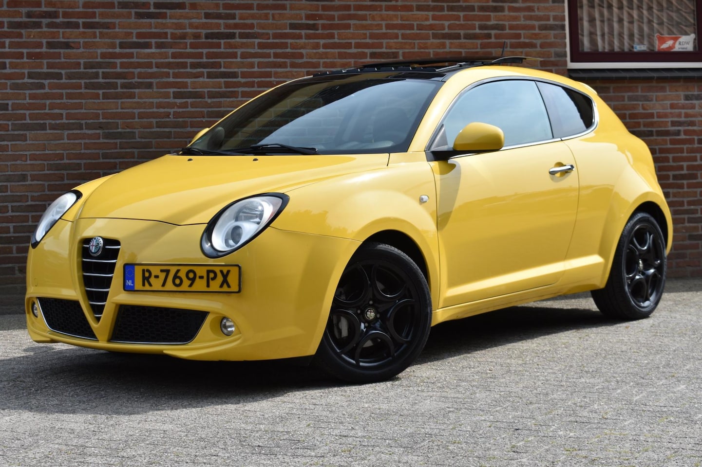 Alfa Romeo MiTo - 1.4 T '09 Pano Clima Cruise - AutoWereld.nl