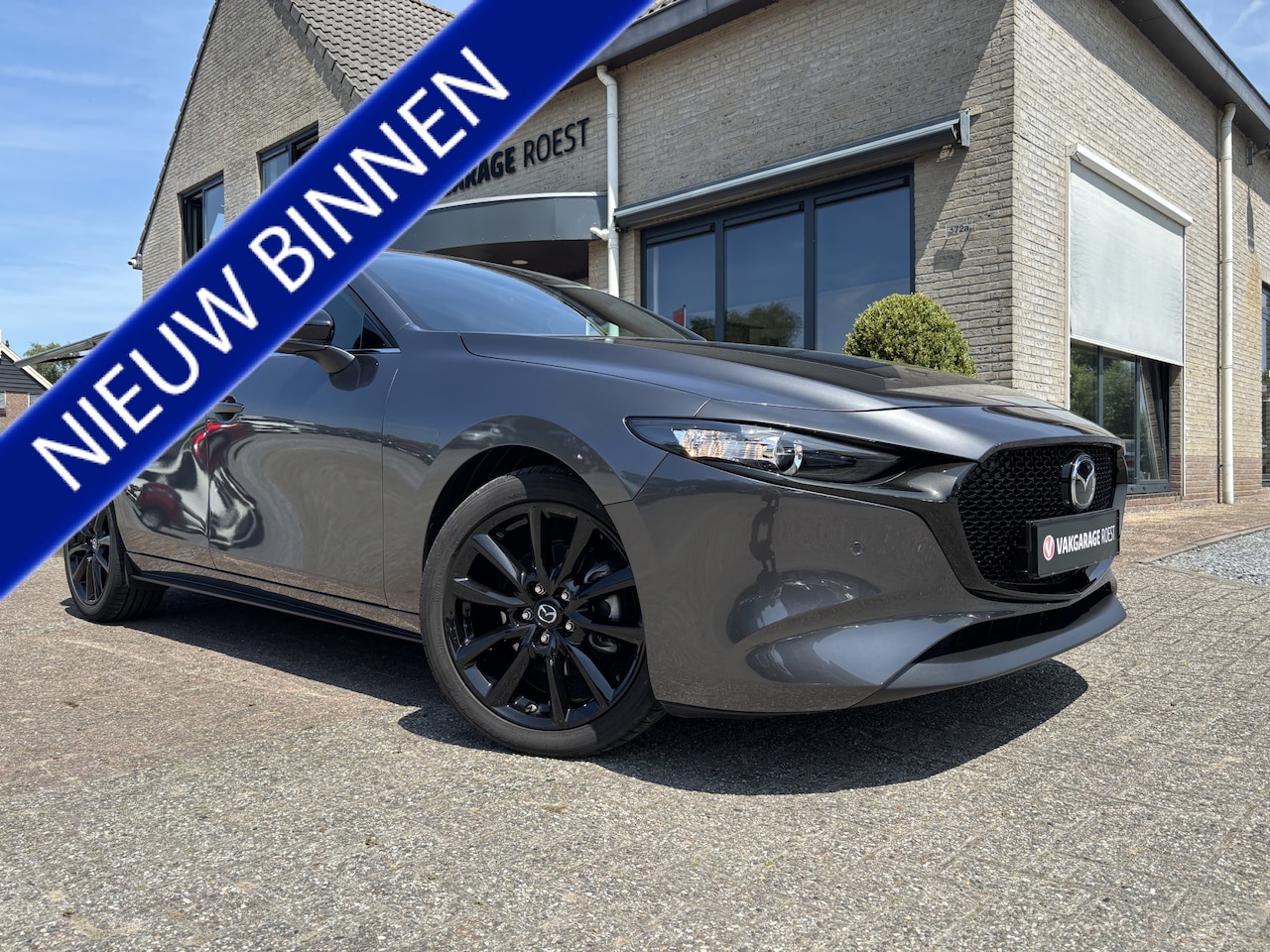 Mazda 3 - 2.0 e-SkyActiv-X M Hybrid 186pk Homura Carplay / Keyless / Camera - AutoWereld.nl