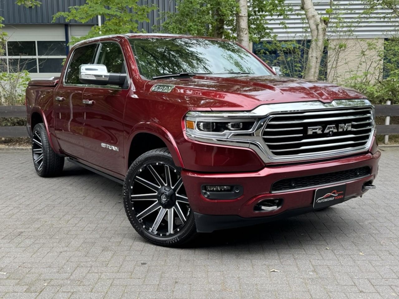 Dodge Ram 1500 - 4X4 LONGHORN EDITION 5.7 V8 LPG LUCHTVERING - AutoWereld.nl