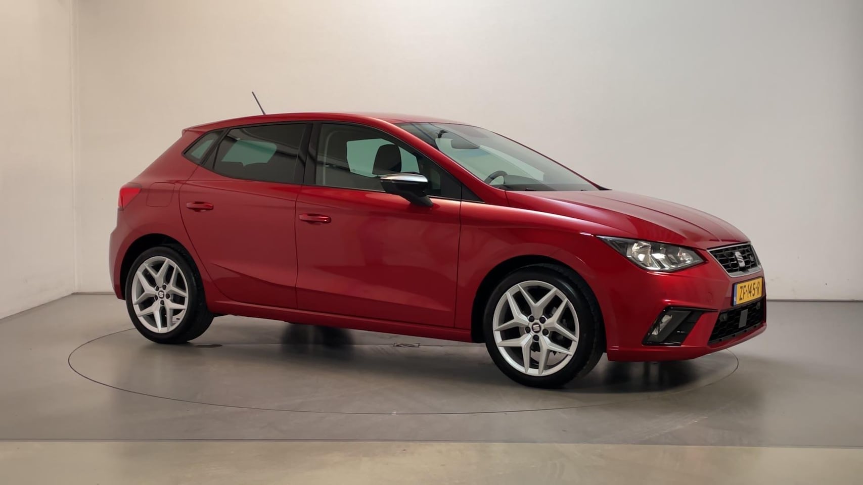 Seat Ibiza - 1.0 TSI FR Business Intense LED Camera Virtual Cockpit Stoelverwarming Navigatie - AutoWereld.nl