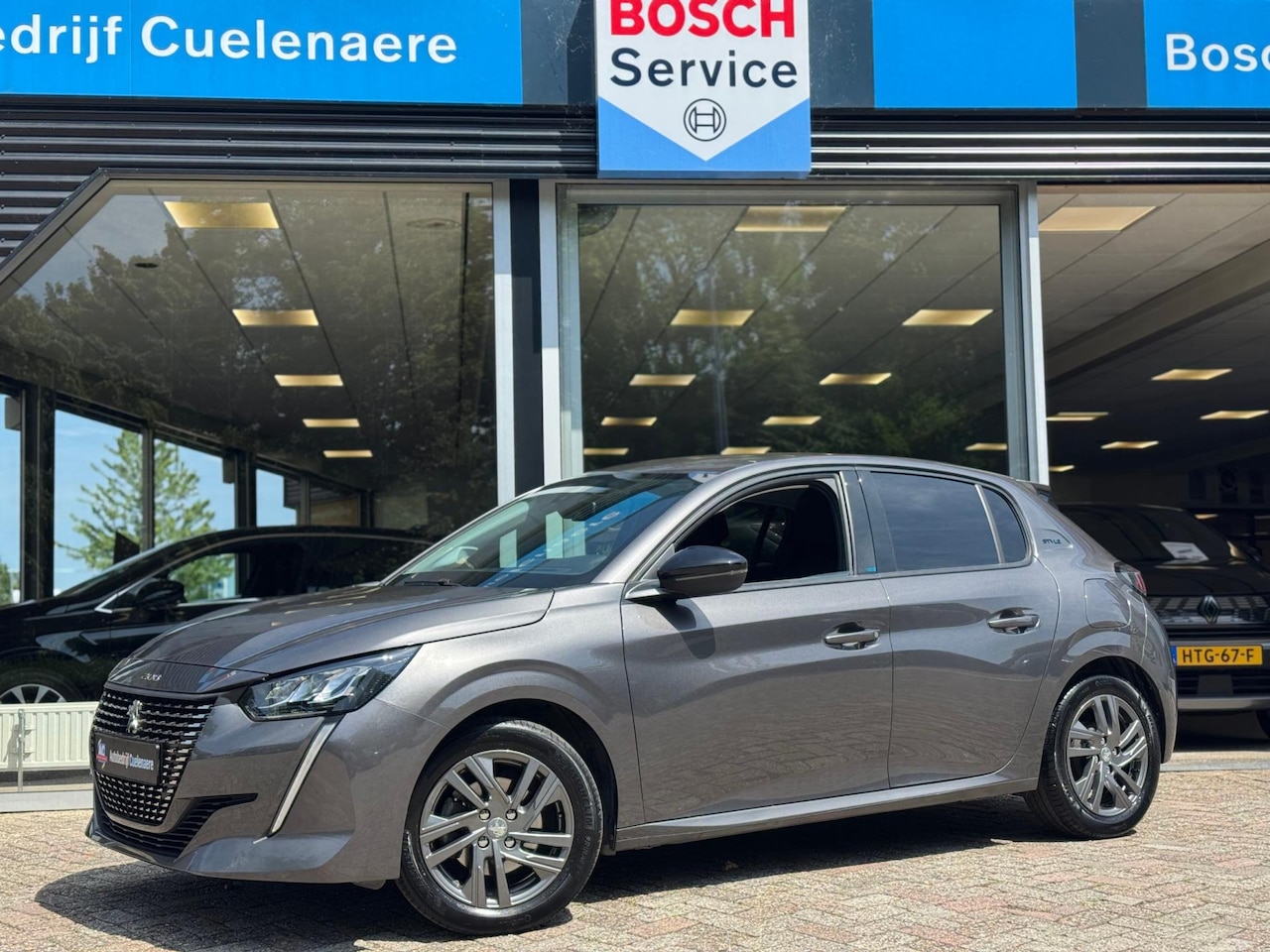 Peugeot 208 - 1.2 PureTech 100 Style Navi / Camera / LM velgen - AutoWereld.nl