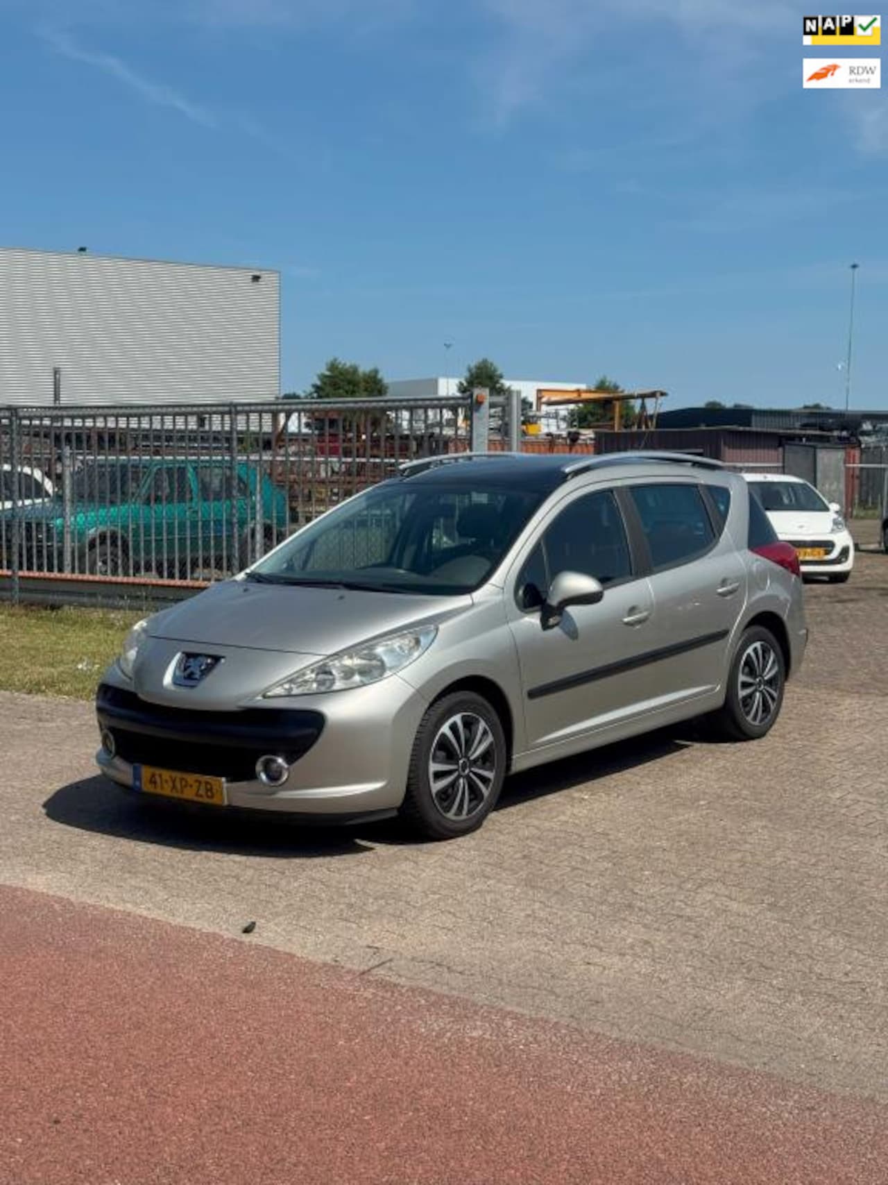 Peugeot 207 SW - 1.6 VTi XS 1.6 VTi XS - AutoWereld.nl