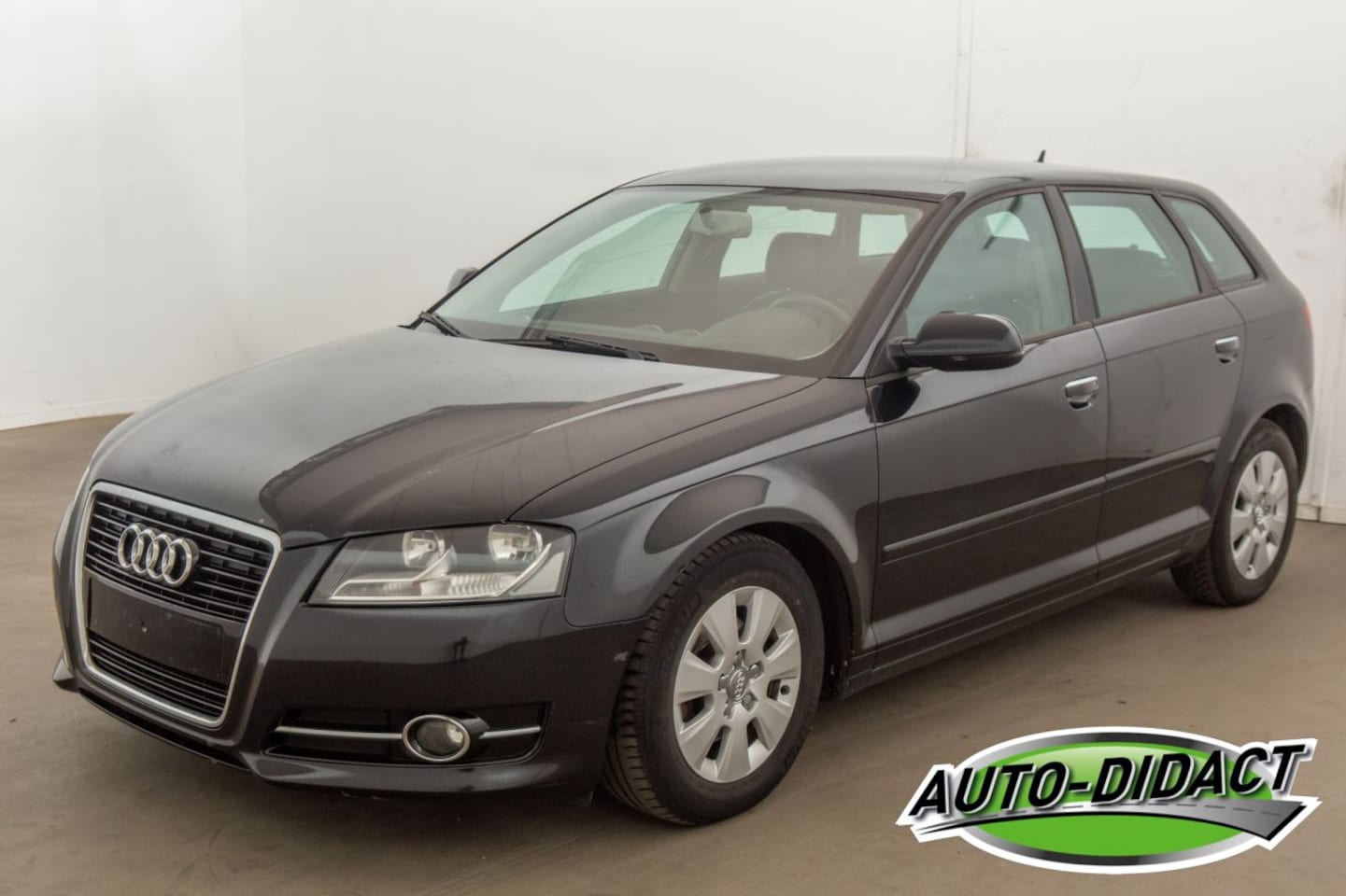 Audi A3 - 1.6 TDI Leer - AutoWereld.nl