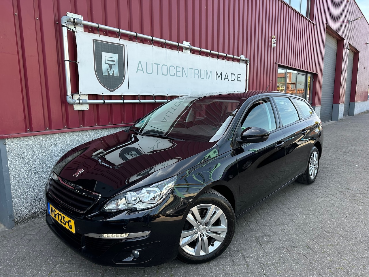 Peugeot 308 SW - 1.6 BlueHDI Blue Lease // Navi // Clima // PDC // Trekhaak - AutoWereld.nl