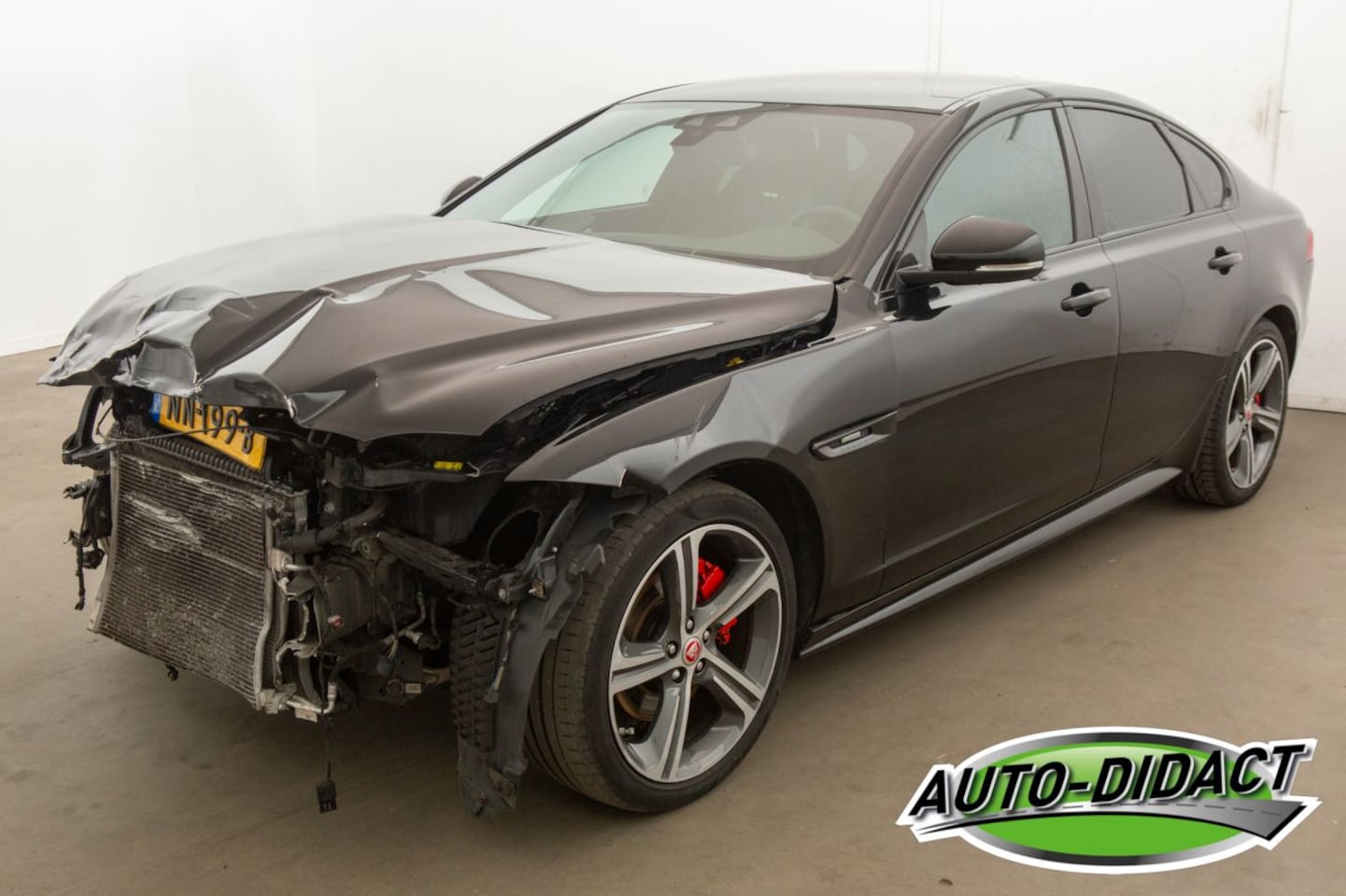 Jaguar XF - 2.0d Automaat - AutoWereld.nl