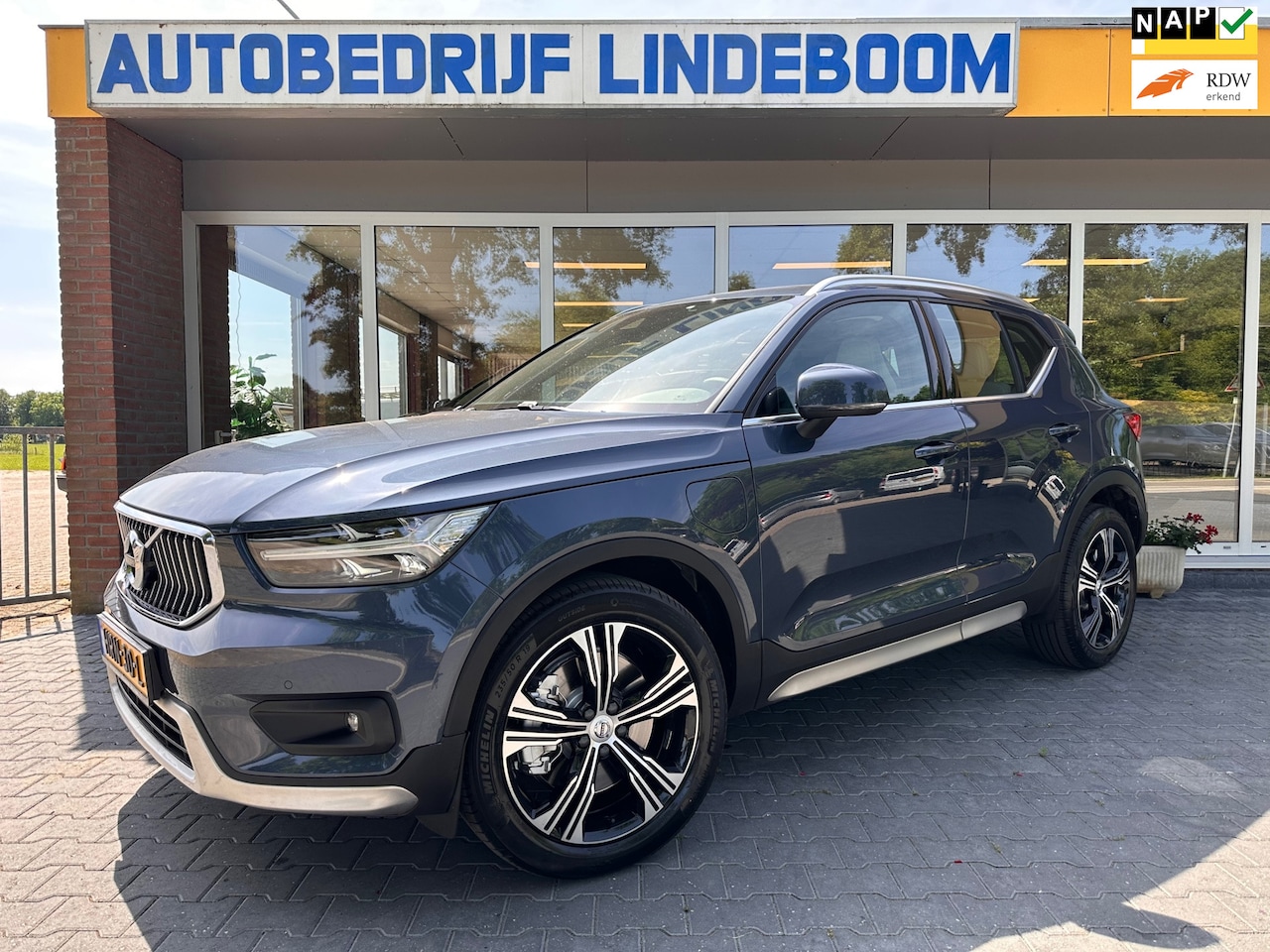 Volvo XC40 - 1.5 T5 Recharge Inscription camera leder - AutoWereld.nl