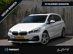 BMW 2-serie Active Tourer - High Executive 225xe iPerformance SCHUIF-DAK | LEDER | HARMAN/KARDON | HUD | 18''LM | ADAP