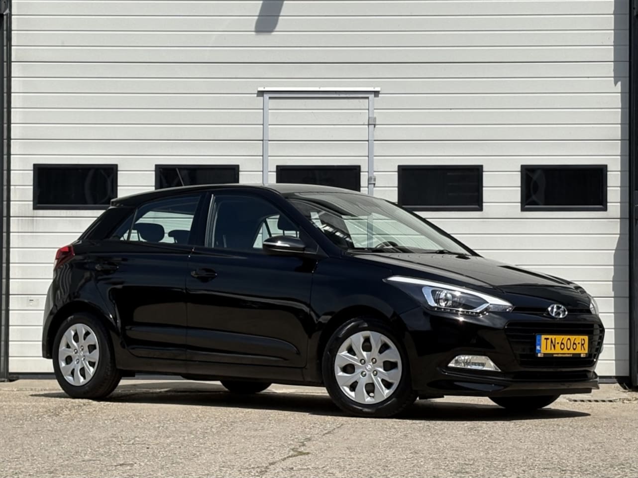 Hyundai i20 - 1.0 T-GDI Comfort Navi | Climate | Cruise | Camera - AutoWereld.nl
