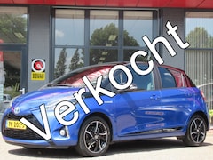 Toyota Yaris - 1.5 Hybrid Bi-Tone | Clima-Airco | Cruise Control | Achteruitrijcamera | Incl. BOVAG Garan