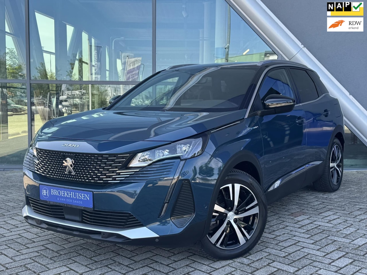 Peugeot 3008 - 1.6 Plug-in HYbrid4 300pk GT Camera / Stoelverwarming / Adaptive Cruise Control - AutoWereld.nl