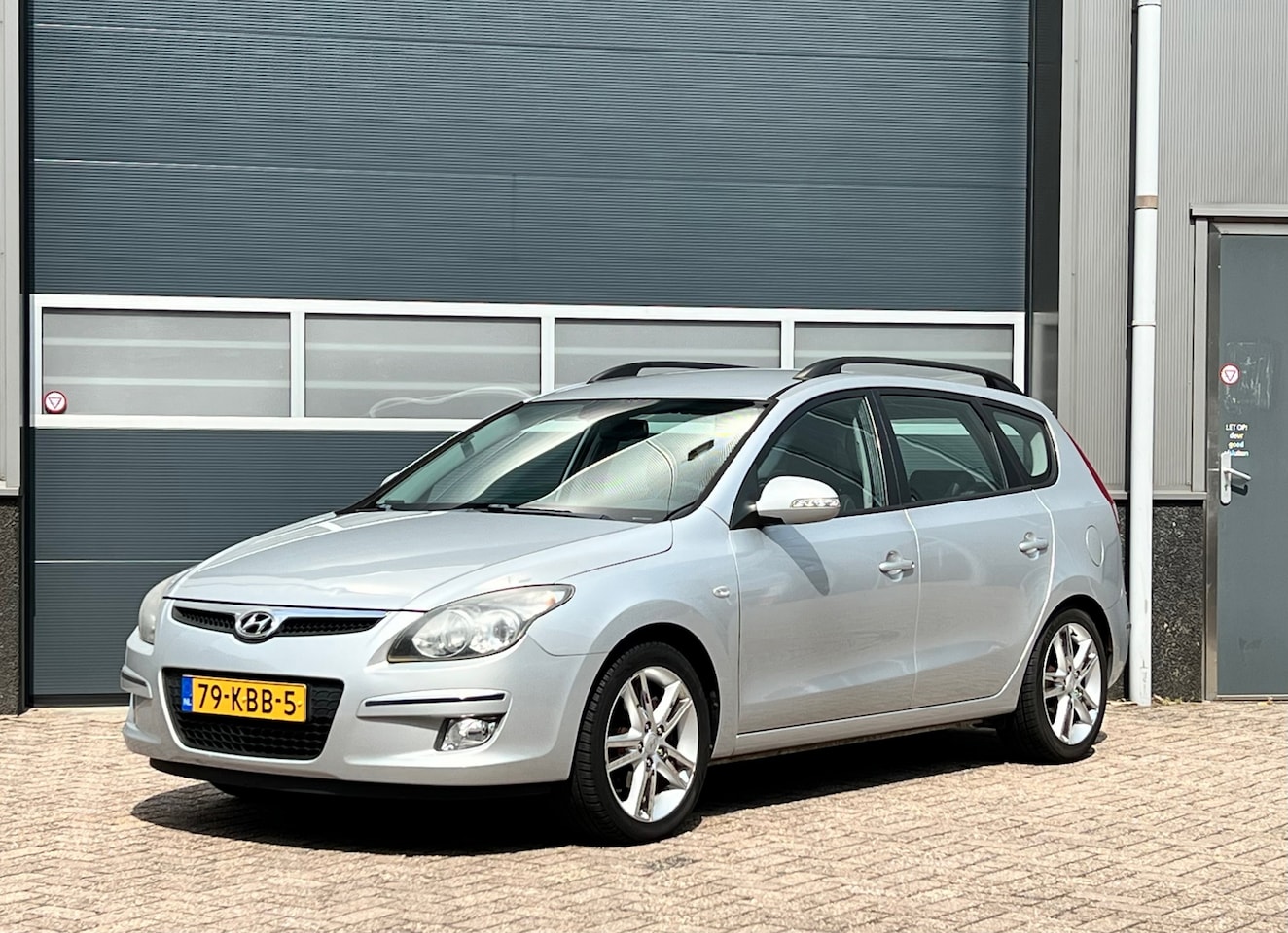 Hyundai i30 CW - 1.6i i-Catcher bj.2009 Autom|Trekh|Navi|Pdc|Nap. - AutoWereld.nl