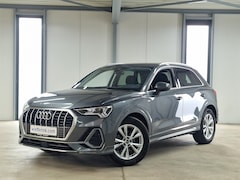 Audi Q3 - 35 TFSI 150pk S-Tronic S-Line | Camera | Leder/alcantara, Cruise control