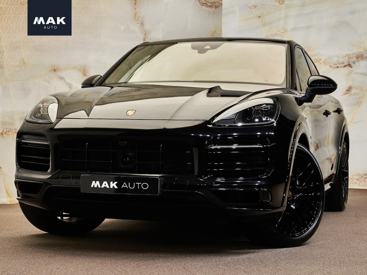 Porsche Cayenne Coupé - 3.0 E-Hybrid 3.0 E-Hybrid, NL auto, 1e eig., SportDesign, BOSE, HUD, 22", tr.haak, luchtv., memory, stl - AutoWereld.nl