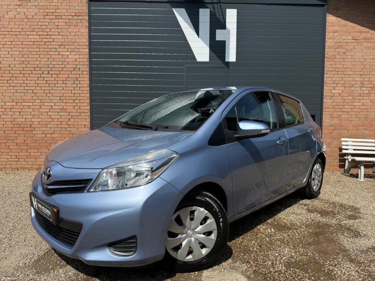 Toyota Yaris - 1.0 VVT-i Now | TREKHAAK | AIRCO | ZEER NETJES! | - AutoWereld.nl