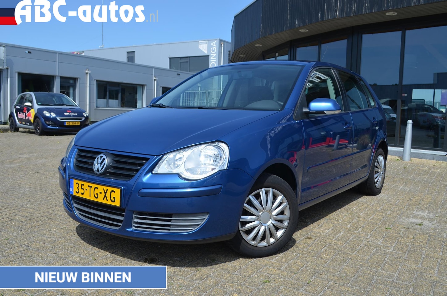 Volkswagen Polo - 1.4-16V Optive 5 deurs / Airco / trekhaak - AutoWereld.nl