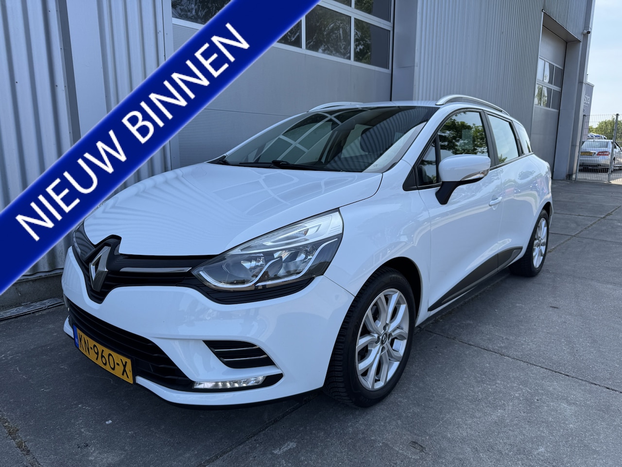 Renault Clio Estate - 1.2 TCe Zen AUTOMAAT DAB AIRCO. NETTE AUTO. - AutoWereld.nl