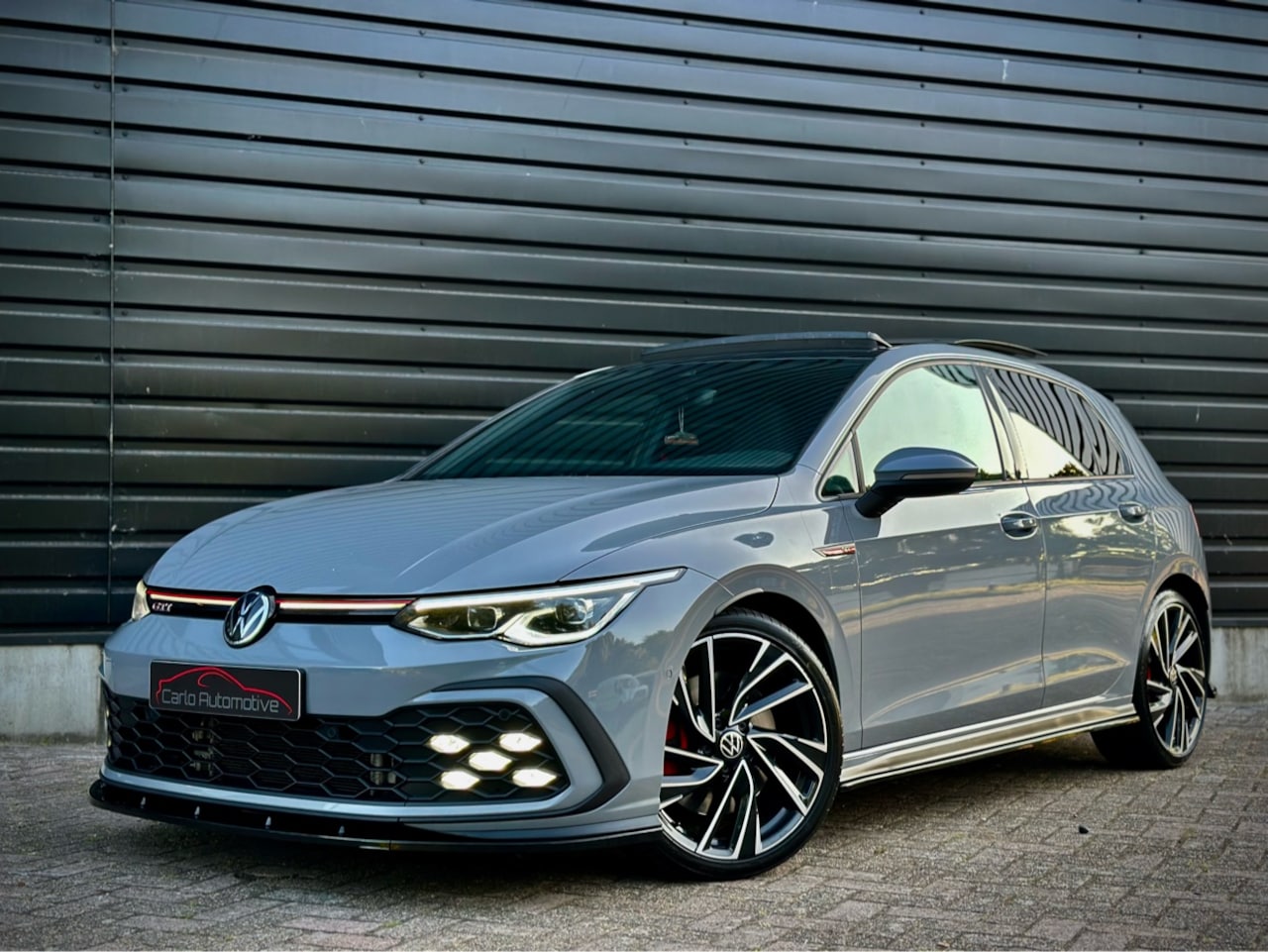 Volkswagen Golf - 2.0 TSI GTI PANO|IQ LIGHT|DCC|ACC|NARDO - AutoWereld.nl