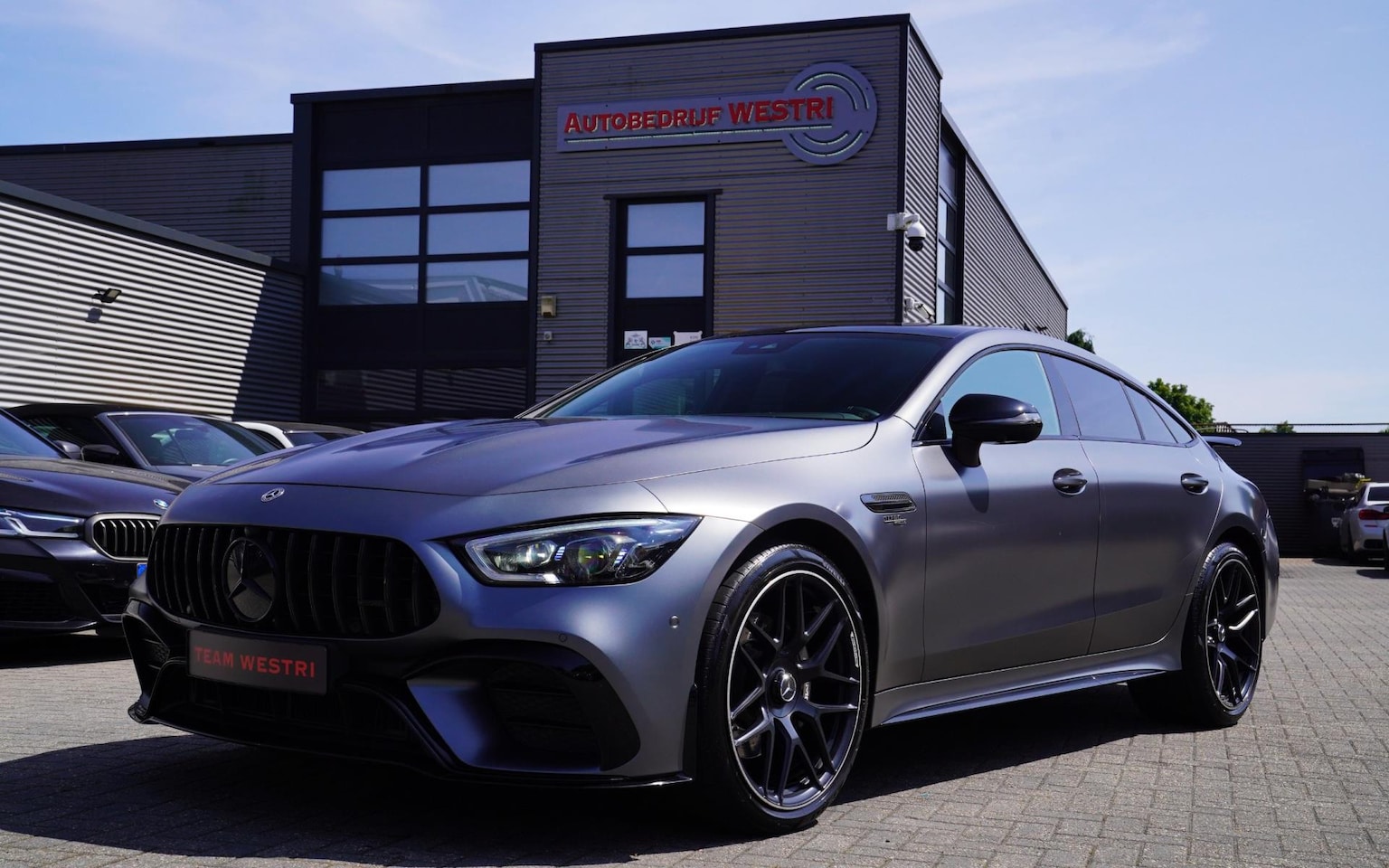 Mercedes-Benz AMG GT 4-Door Coupe - AMG 43 4MATIC+ Premium Plus | Schuif/kanteldak | Burmester | LED | Designo Matte grey | 36 - AutoWereld.nl