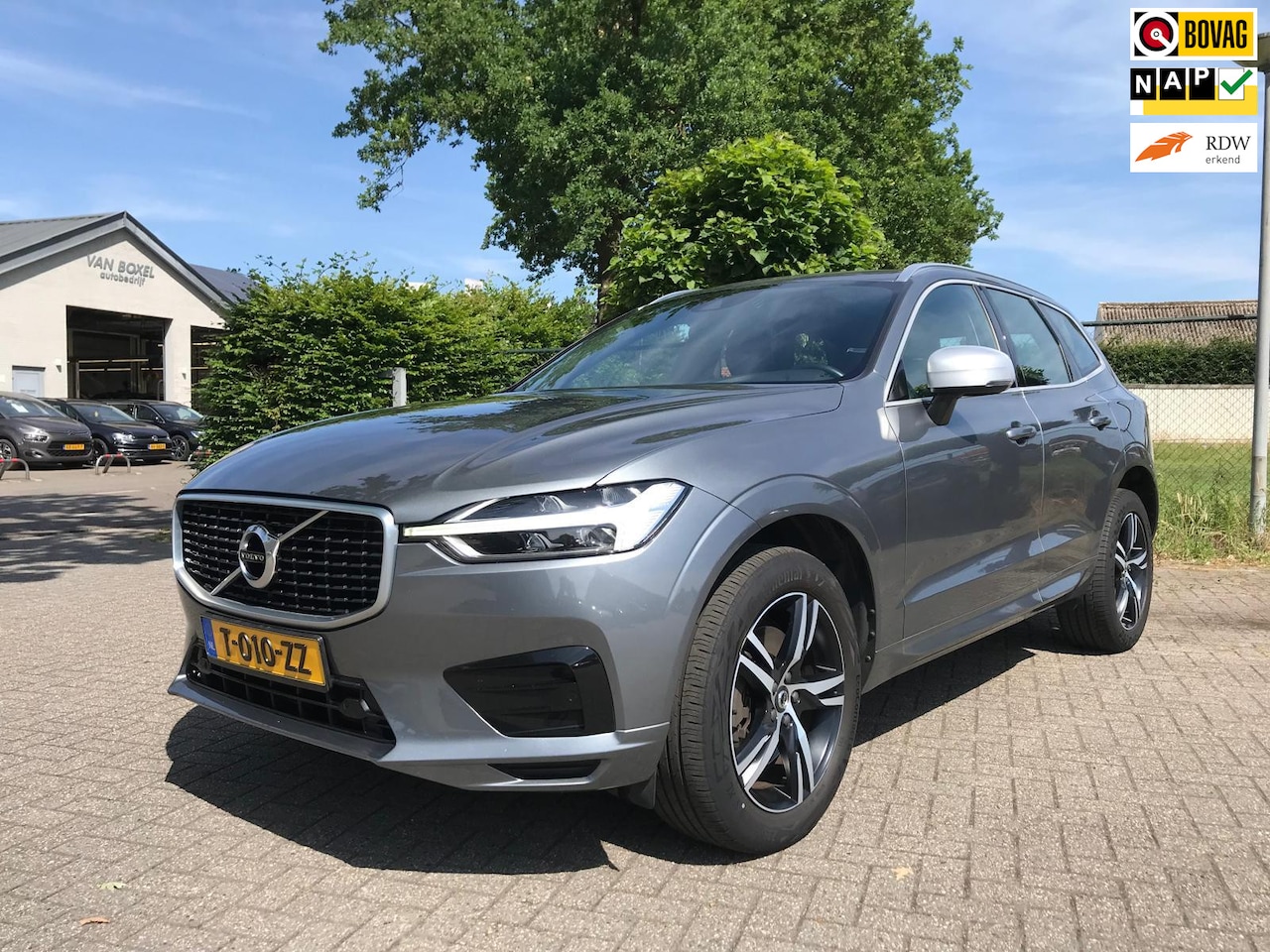 Volvo XC60 - 2.0 T4 Inscription R-design - AutoWereld.nl