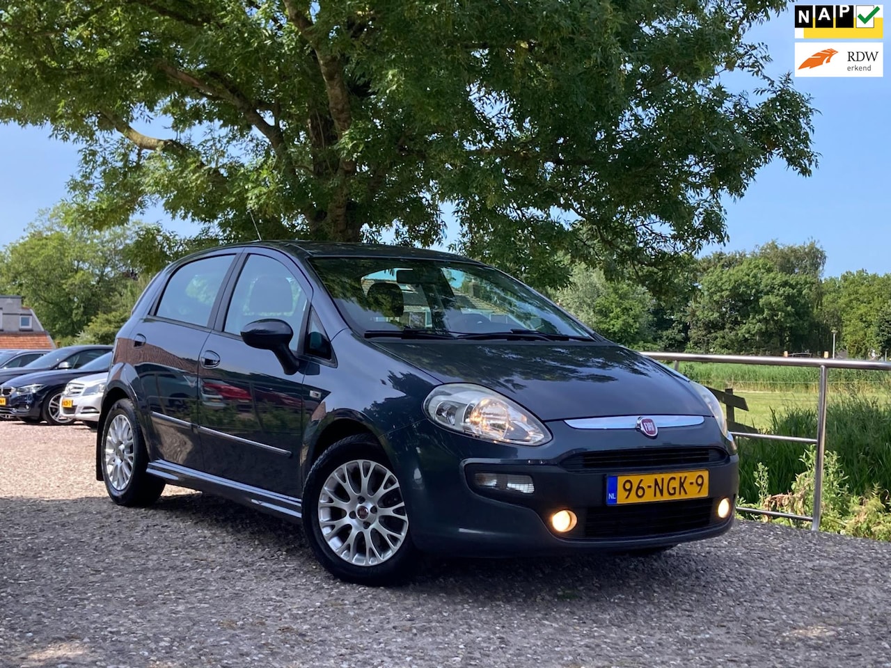 Fiat Punto Evo - 1.3 M-Jet Dynamic | Airco + Cruise nu €2.450,-!! - AutoWereld.nl