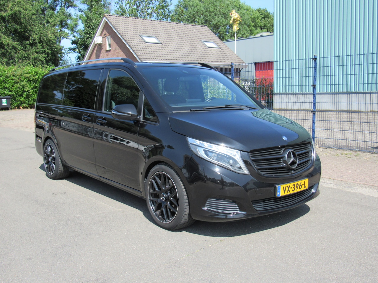Mercedes-Benz V-klasse - 250d Lang DC Edition 19 inch./camera - AutoWereld.nl