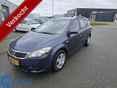 Kia Cee'd Sporty Wagon - 1.4 CVVT X-tra