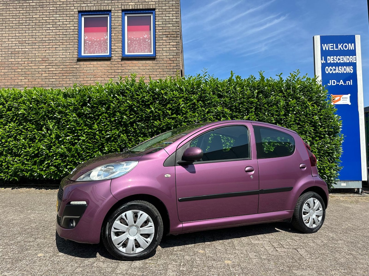 Peugeot 107 - 1.0 Active Airco, Navigatie, Elec.Pakket!!!! ZATERDAG 21-06 ZIJN WIJ GEOPEND VAN 9.00 / 14 - AutoWereld.nl