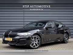 BMW 5-serie - 530e High Executive M Sport | Active Cruise Control | Trekhaak Wegklapbaar | 19'' M Velgen