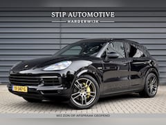 Porsche Cayenne - 3.0 E-Hybrid 462pk | Panoramadak | Matrix PDLS+ | Sport Chrono | Trekhaak wegkl. | Bose |