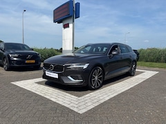 Volvo V60 - T6 Essential Long Range Plug-in hybrid AWD | Driver Assist | Park Assist | Climate pack |