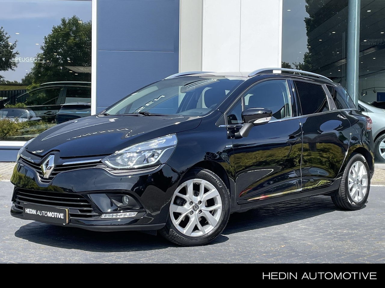 Renault Clio Estate - 0.9 TCe Limited | Airco | Navigatie | Cruise - AutoWereld.nl