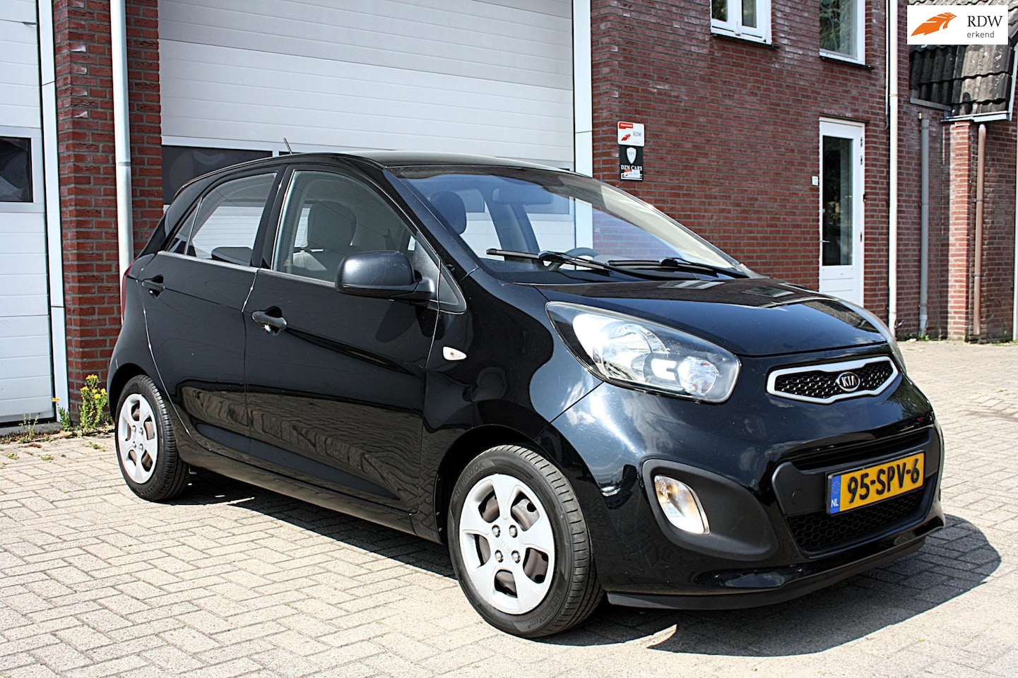 Kia Picanto - 1.0 CVVT Comfort Pack AIRCO - Nieuwe APK - Nieuwe BEURT - 5 DEURS - AutoWereld.nl