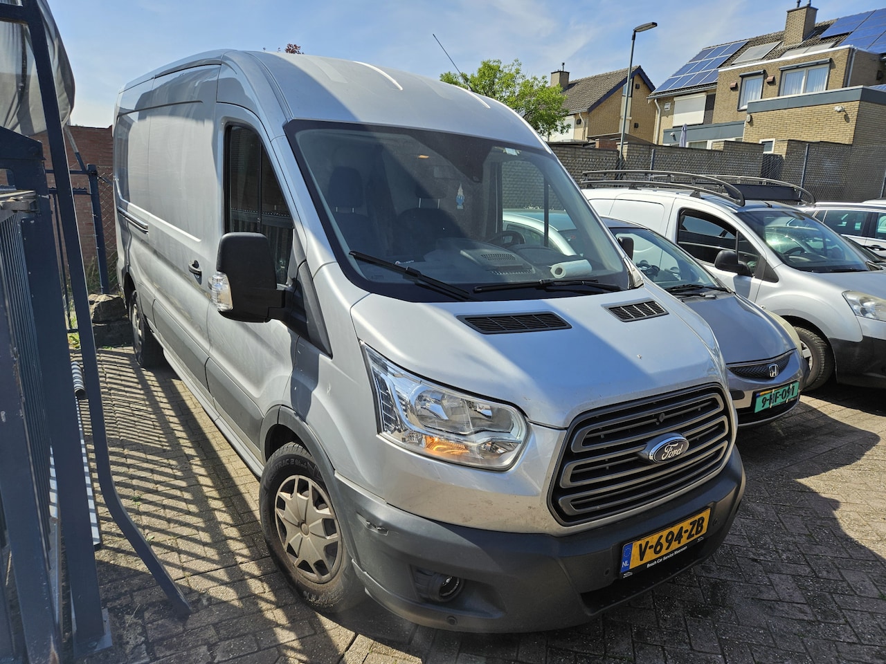 Ford Transit - 350 2.0 TDCI L3H2 AUTOMAAT MOTOR DEFECT - AutoWereld.nl