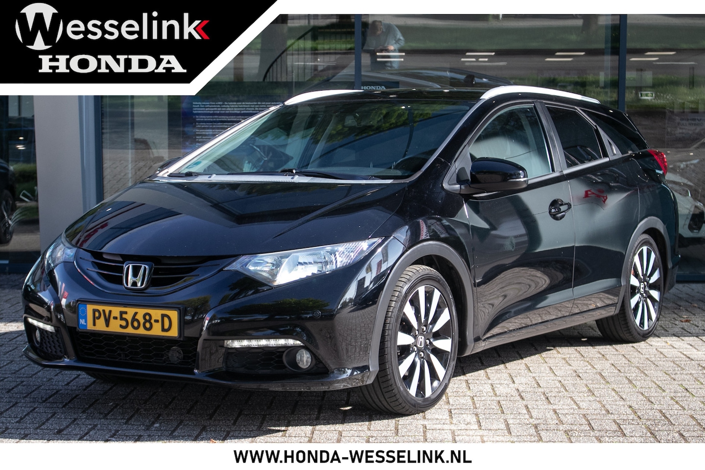 Honda Civic Tourer - 1.6D Lifestyle All in rijklaarprijs | Trekhaak | Cruise | Camera - AutoWereld.nl