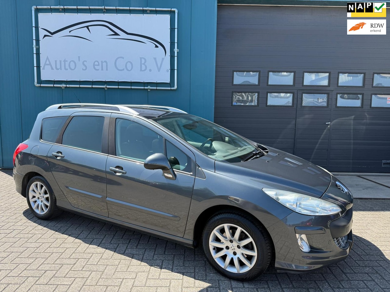 Peugeot 308 SW - 1.6 VTi XS Clima Cruise Panoramadak 7-prs Pdc Trekhaak Apk 03-2026 - AutoWereld.nl
