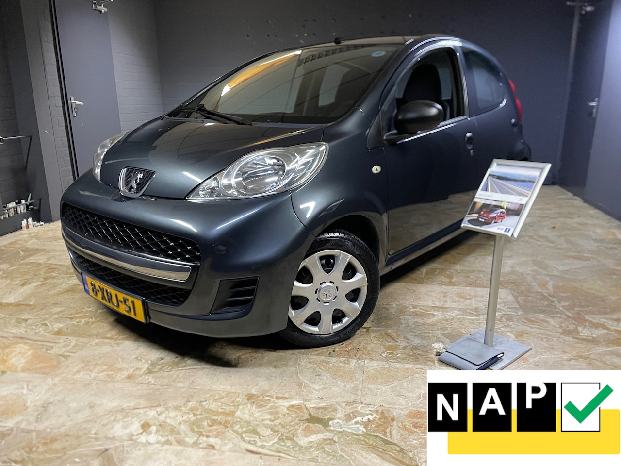 Peugeot 107 - 1.0-12V XR 1.0-12V XR - AutoWereld.nl