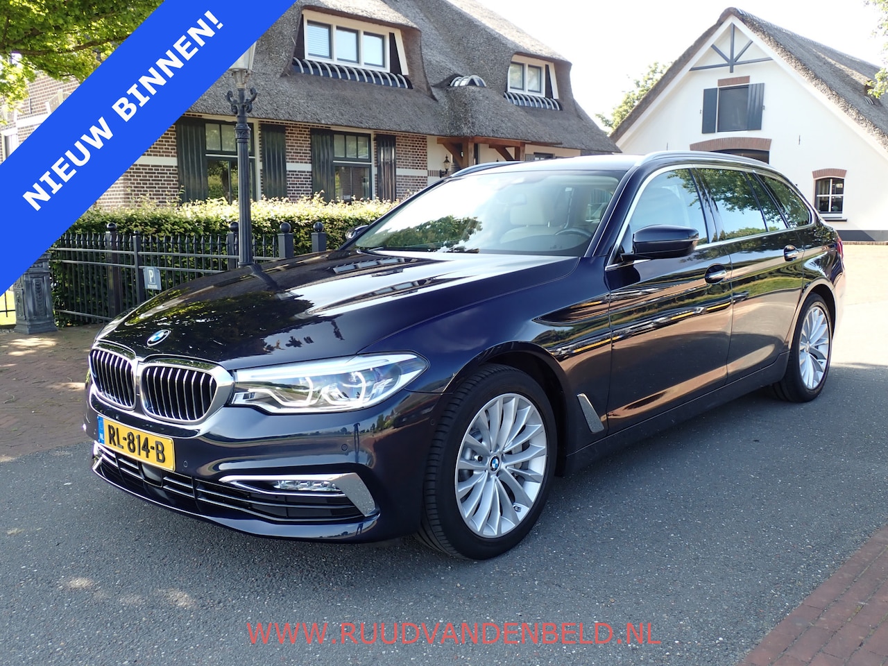 BMW 5-serie Touring - 530i High-Exe ADAP.CRUISE/KEYLESS/LED/TREKHAAK/CAMERA - AutoWereld.nl