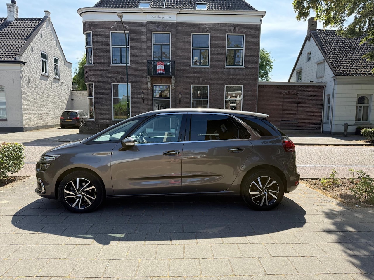 Citroën C4 Picasso - 1.2 PureTech Feel AUTOMAAT DEALER ODERHOUDEN WEINIG KILOMETERS CAMERA - AutoWereld.nl