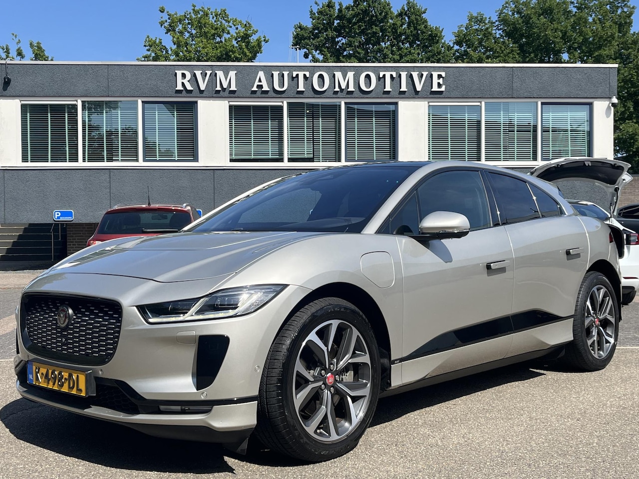 Jaguar I-PACE - EV320 SE 90 kWh NW type | 3 FASE LADEN | LUCHTVERING | RIJKLAAR INCL. 12 MND. BOVAGGARANTI - AutoWereld.nl
