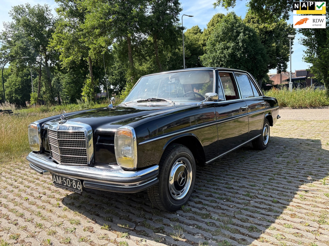 Mercedes-Benz 250 - Oldtimer / zeer nette auto! / automaat / Belasting vrij! - AutoWereld.nl