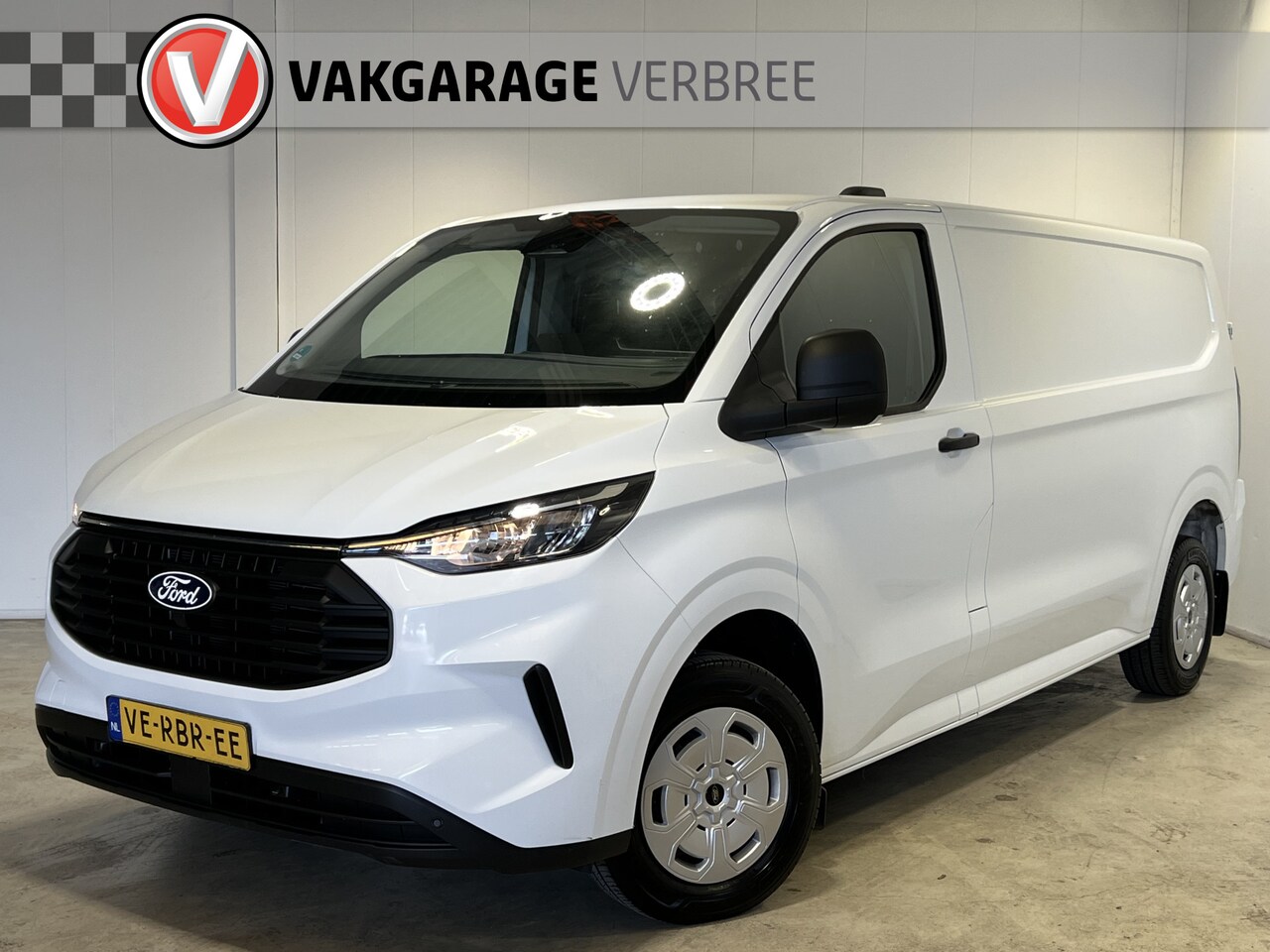 Ford Transit Custom - 300 2.0 TDCI L2H1 Limited | Android Auto/Apple Carplay | Trekhaak | Cruise Control | Winte - AutoWereld.nl