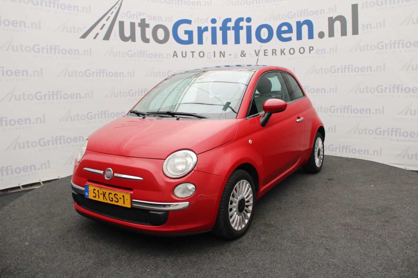 Fiat 500 - 1.2 Lounge nette hatchback met airco - AutoWereld.nl